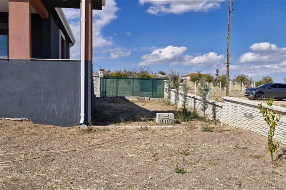 GÖLBAŞI GÖKÇEHÖYÜK’TE 500 M² ARSA ÜZERİNDE SATILIK MÜSTAKİL EV