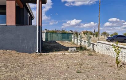 GÖLBAŞI GÖKÇEHÖYÜK’TE 500 M² ARSA ÜZERİNDE SATILIK MÜSTAKİL EV