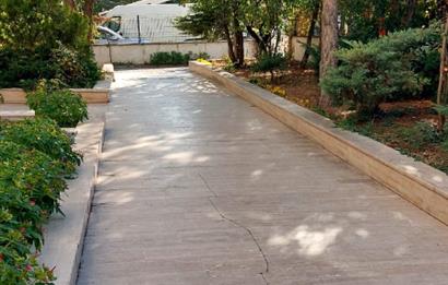 BAHÇELİEVLER METRO DURAĞININ KARŞISINDA 3+1 KİRALIK DAİRE 