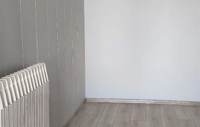 BAHÇELİEVLER METRO DURAĞININ KARŞISINDA 3+1 KİRALIK DAİRE 