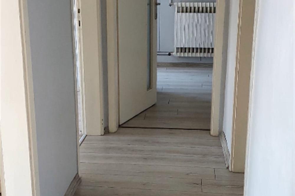 BAHÇELİEVLER METRO DURAĞININ KARŞISINDA 3+1 KİRALIK DAİRE 
