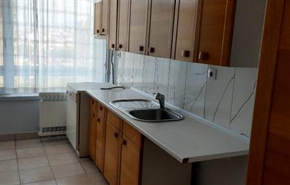 BAHÇELİEVLER METRO DURAĞININ KARŞISINDA 3+1 KİRALIK DAİRE 
