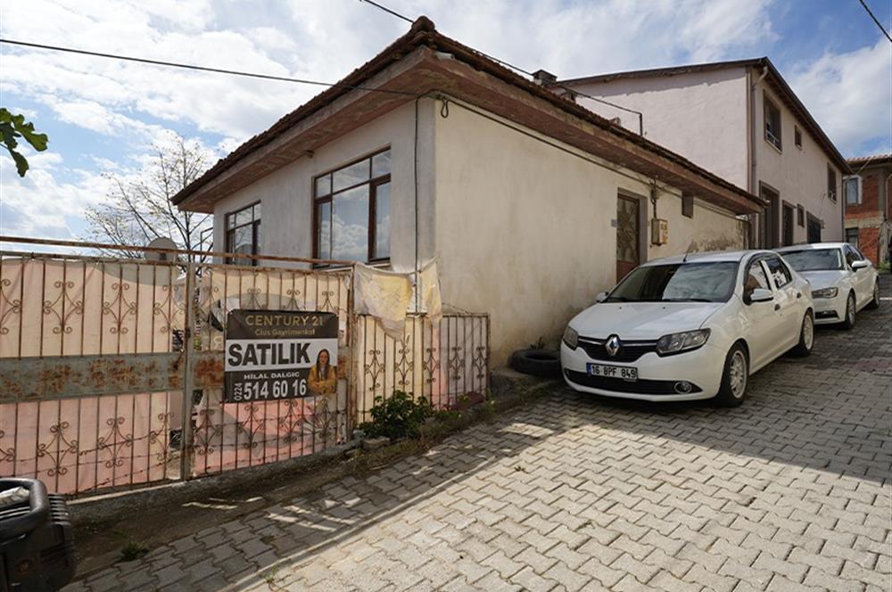 Gemlik B.kumla Mah. Köy İçinde Satılık Müstakil Ev Bahçeli Deniz