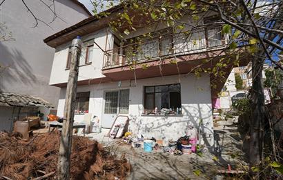 Gemlik B.kumla Mah. Köy İçinde Satılık Müstakil Ev Bahçeli Deniz
