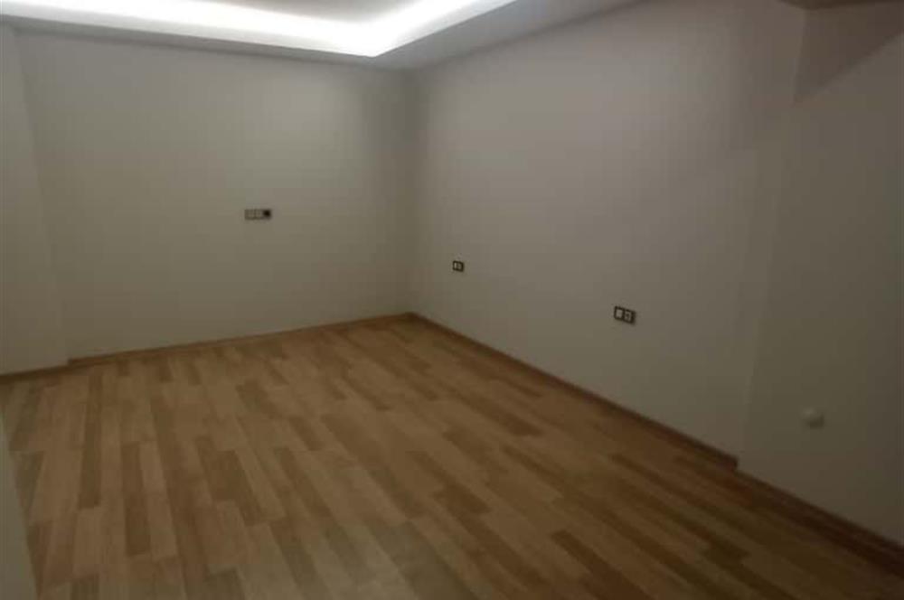 BÜYÜKÇEKMECE'DE KİRALIK LÜX DUBLEX BAHÇELİ,DENİZ VE GÖL MANZARALI