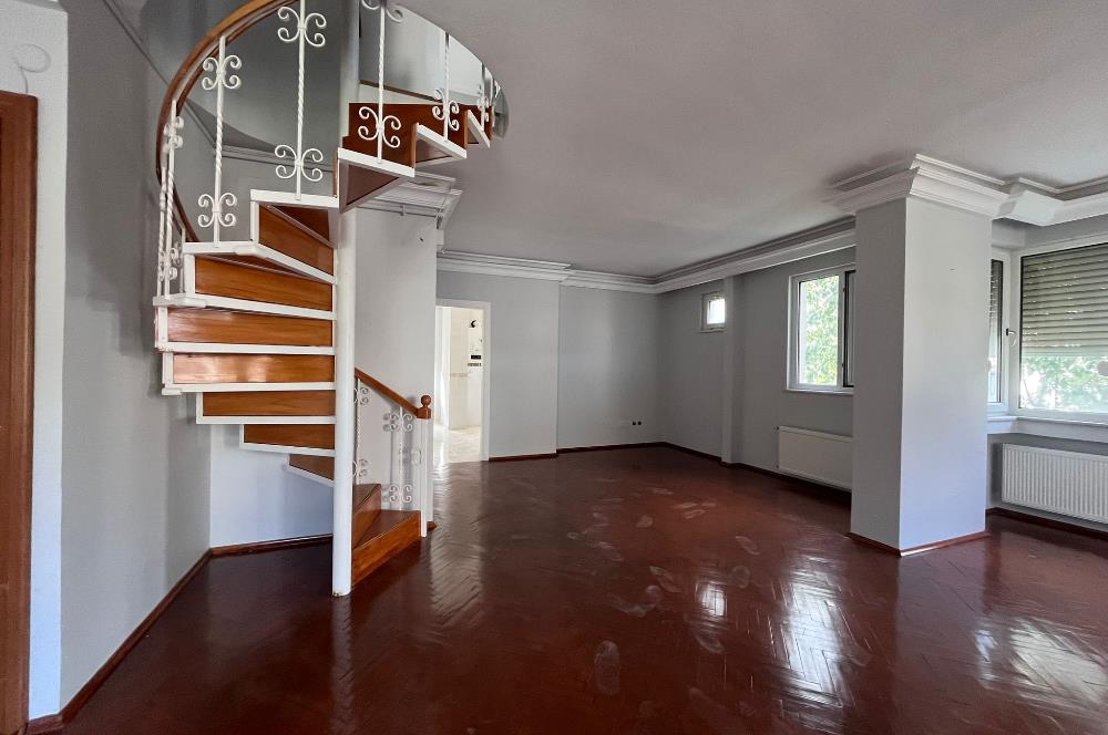 Erenköy’de 3+1 140m2 Balkonlu Dubleks Kiralık Daire Bağdat Caddesine Yürüme Mesafesinde