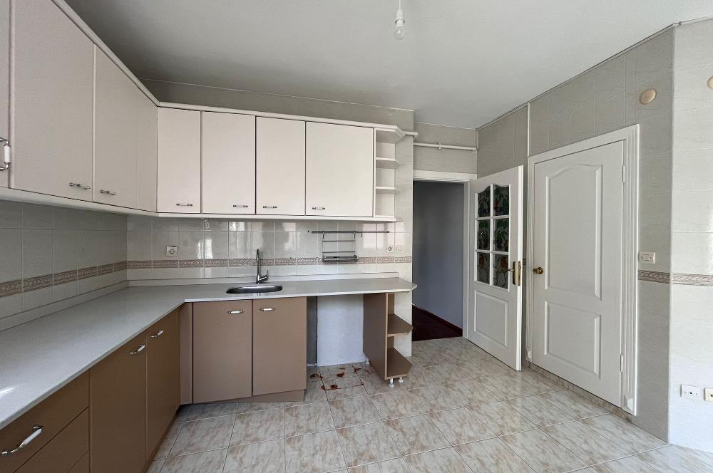 Erenköy’de 3+1 140m2 Balkonlu Dubleks Kiralık Daire Bağdat Caddesine Yürüme Mesafesinde
