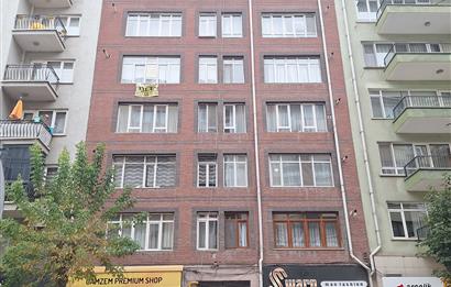 CENTURY 21 VİZYON'DAN ATATÜRK CADDESİNDE SATILIK 3+1 DAİRE