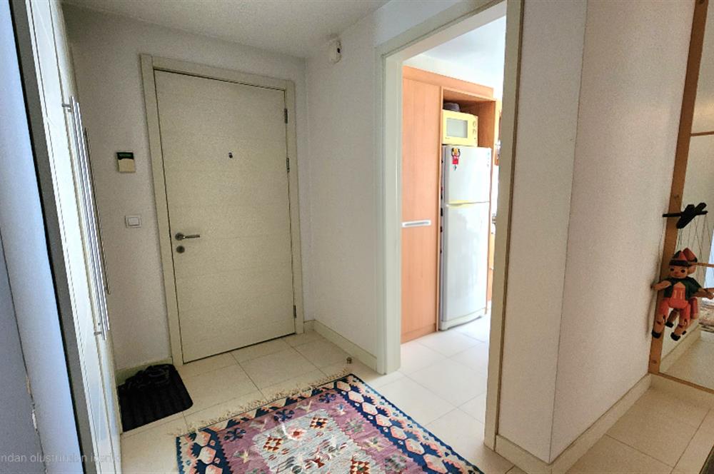 C21 DEN İSTANBUL BİS SİTESİ'NDE SATILIK HAVUZ CEPHELİ 2+1 DAİRE