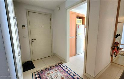 C21 DEN İSTANBUL BİS SİTESİ'NDE SATILIK HAVUZ CEPHELİ 2+1 DAİRE