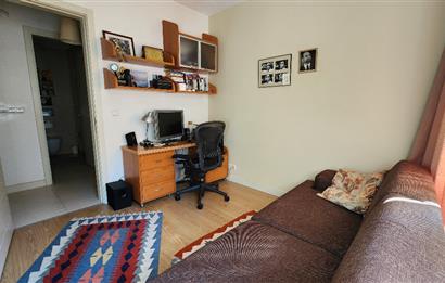 C21 DEN İSTANBUL BİS SİTESİ'NDE SATILIK HAVUZ CEPHELİ 2+1 DAİRE