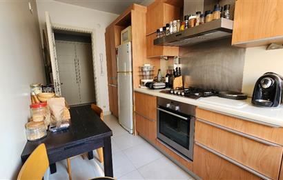 C21 DEN İSTANBUL BİS SİTESİ'NDE SATILIK HAVUZ CEPHELİ 2+1 DAİRE