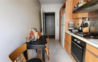 C21 DEN İSTANBUL BİS SİTESİ'NDE SATILIK HAVUZ CEPHELİ 2+1 DAİRE