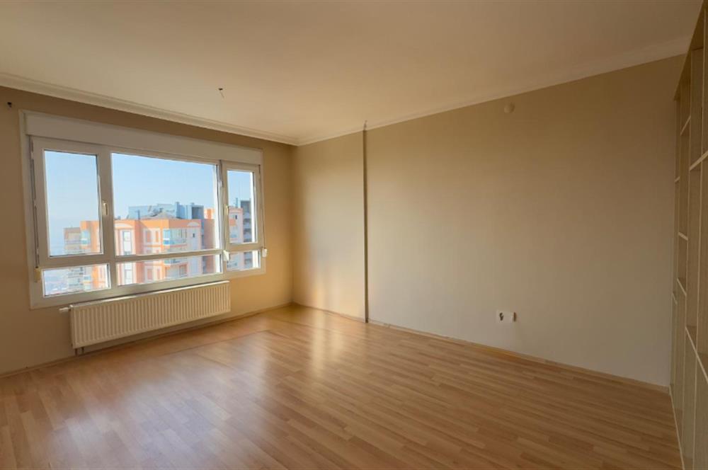 Yüksek Vadi Evleri'nde Doğa ve Deniz Manzaralı 3+1 Kiralık Daire