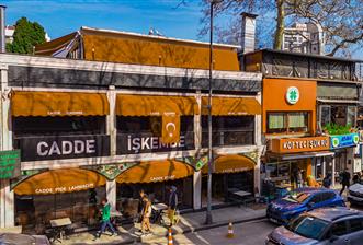 BAĞDAT CADDESİNİN EN İŞLEK NOKTASINDA SATILIK 3 adet DÜKKAN