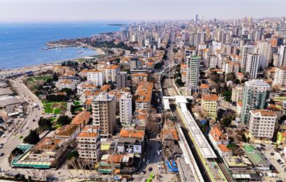 BAĞDAT CADDESİ ÜZERİNDE SATILIK YATIRIMLIK 3 DÜKKANLI BİNA