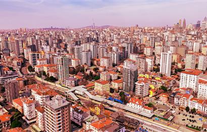BAĞDAT CADDESİ ÜZERİNDE SATILIK YATIRIMLIK 3 DÜKKANLI BİNA