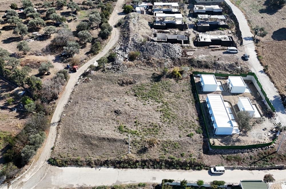 Bodrum Turgutreis Marinaya Yürüme Mesafesinde Deniz ve Şehir Manzaralı Müstakil 1.000m2 İmarlı Arsa