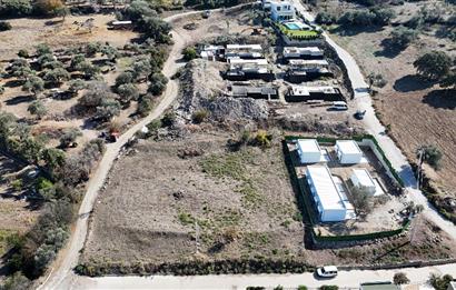 Bodrum Turgutreis Marinaya Yürüme Mesafesinde Deniz ve Şehir Manzaralı Müstakil 1.000m2 İmarlı Arsa