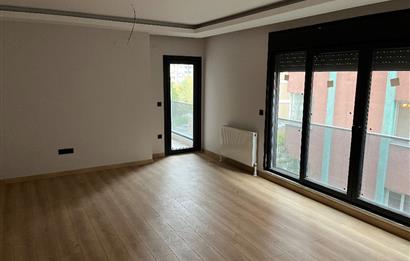 Minibüs Caddesi Üzerinde Çemenzar’da 3+1 Sıfır Daire