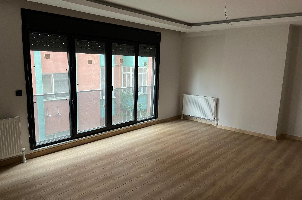 Minibüs Caddesi Üzerinde Çemenzar’da 3+1 Sıfır Daire