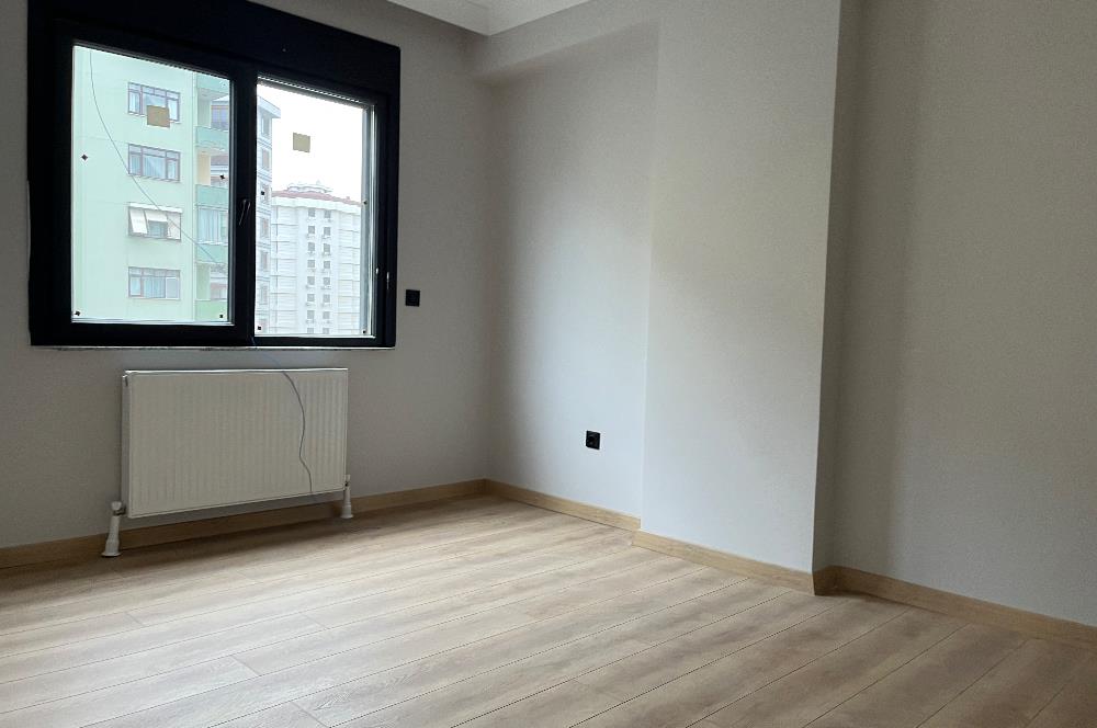 Minibüs Caddesi Üzerinde Çemenzar’da 3+1 Sıfır Daire