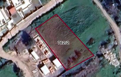 Bodrum Turgutreis Marinaya Yürüme Mesafesinde Deniz ve Şehir Manzaralı Müstakil 1.000m2 İmarlı Arsa