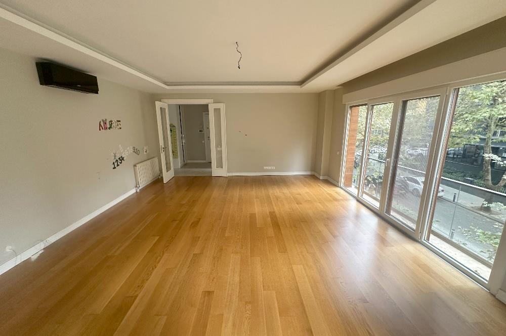 KADIKÖY SUADİYE MAH. PEMBEGÜL SOK. SATILIK 3 + 1 DAİRE