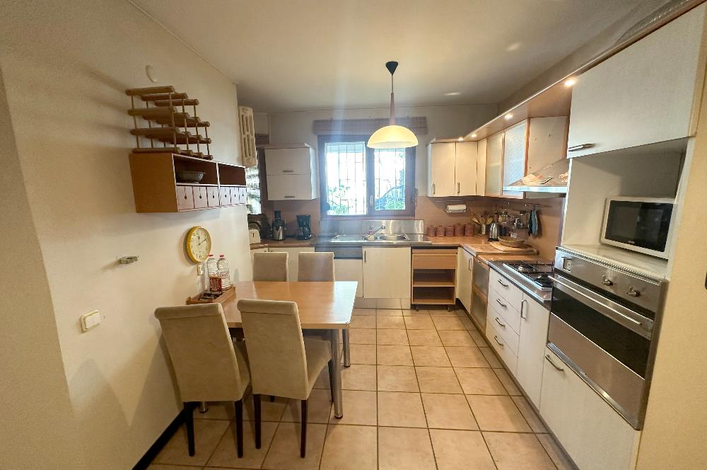 KADIKÖY, SUADİYE MAH. KUZU SOK. SAHİLE 200 Mt. SATILIK DAİRE