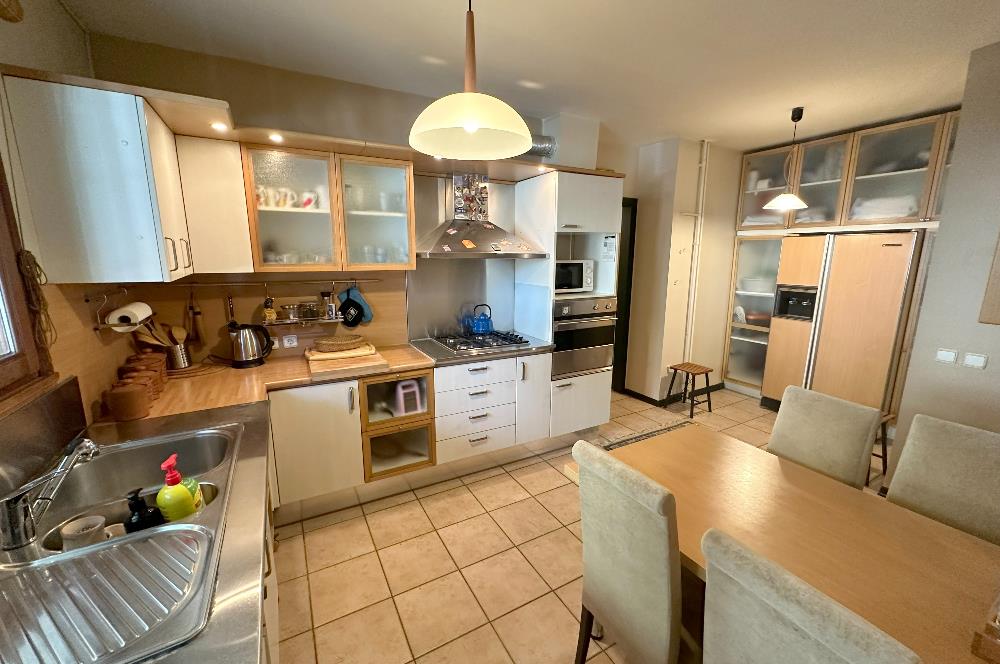 KADIKÖY, SUADİYE MAH. KUZU SOK. SAHİLE 200 Mt. SATILIK DAİRE