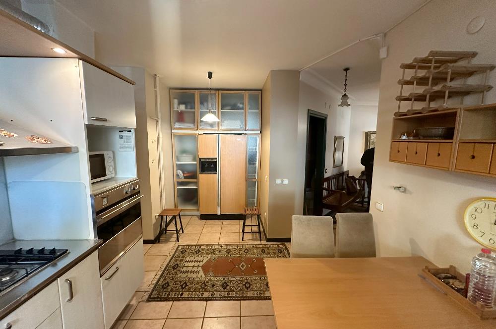 KADIKÖY, SUADİYE MAH. KUZU SOK. SAHİLE 200 Mt. SATILIK DAİRE