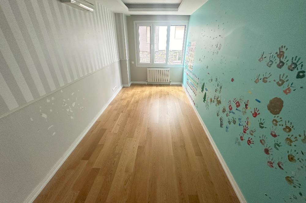 KADIKÖY SUADİYE MAH. PEMBEGÜL SOK. SATILIK 3 + 1 DAİRE