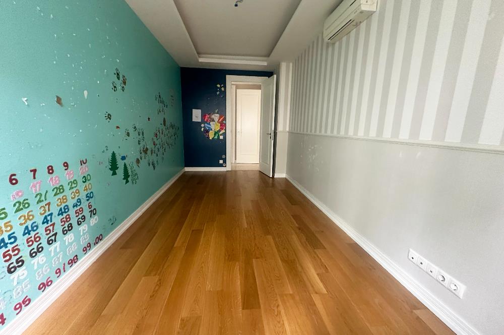 KADIKÖY SUADİYE MAH. PEMBEGÜL SOK. SATILIK 3 + 1 DAİRE