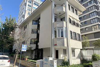 KADIKÖY, SUADİYE MAH. KUZU SOK. SAHİLE 200 Mt. SATILIK DAİRE