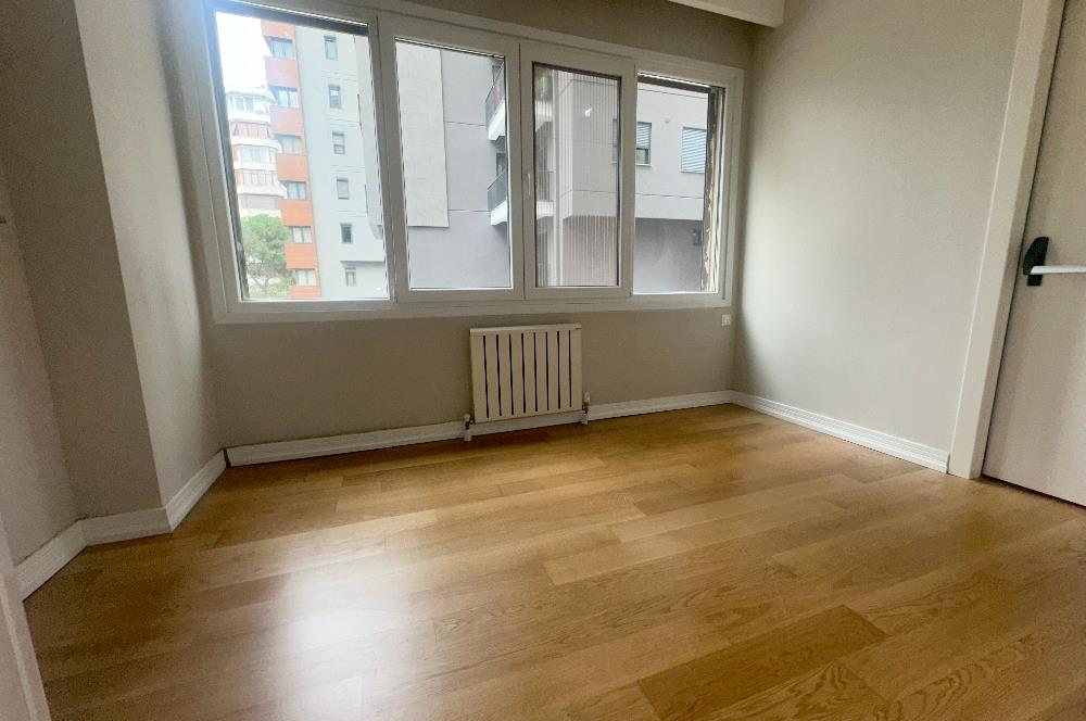 KADIKÖY SUADİYE MAH. PEMBEGÜL SOK. SATILIK 3 + 1 DAİRE