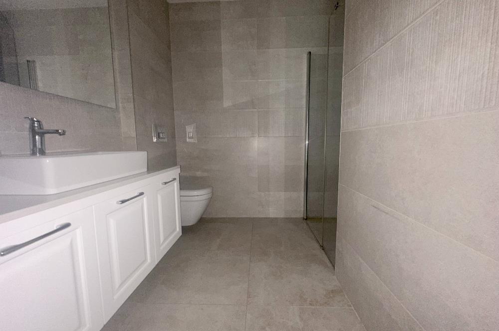 KADIKÖY SUADİYE MAH. PEMBEGÜL SOK. SATILIK 3 + 1 DAİRE