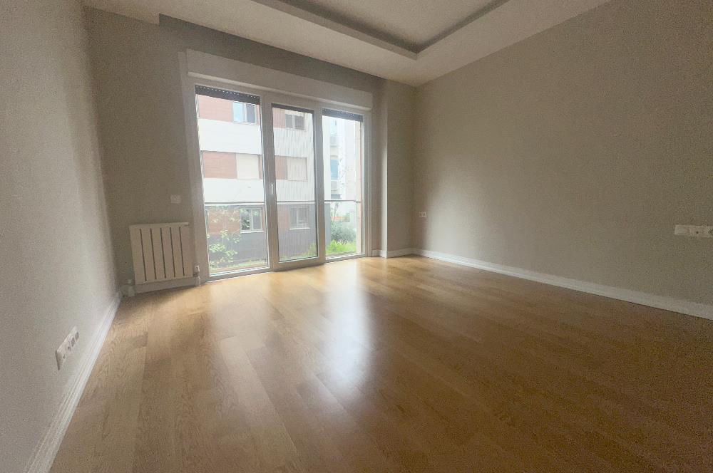 KADIKÖY SUADİYE MAH. PEMBEGÜL SOK. SATILIK 3 + 1 DAİRE