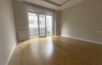 KADIKÖY SUADİYE MAH. PEMBEGÜL SOK. SATILIK 3 + 1 DAİRE