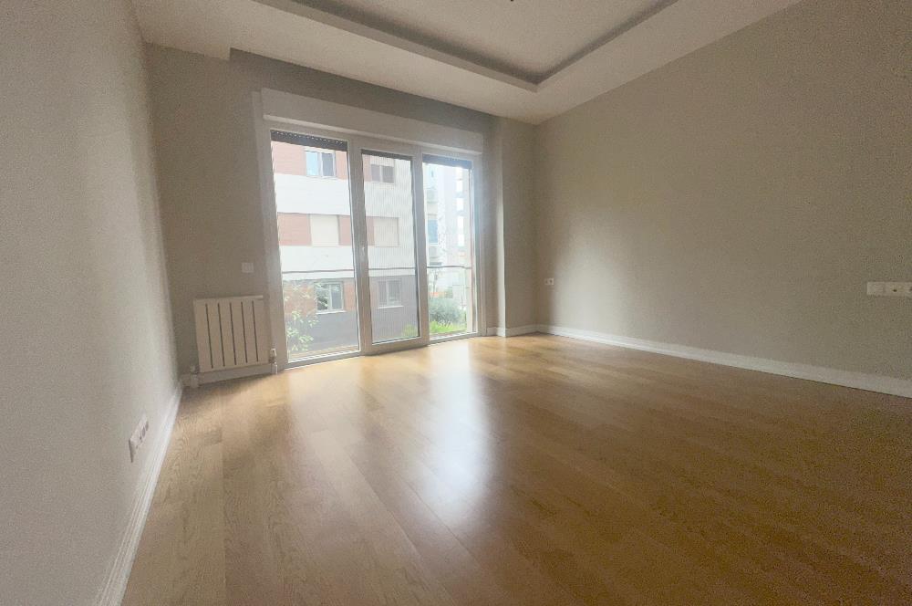 KADIKÖY SUADİYE MAH. PEMBEGÜL SOK. SATILIK 3 + 1 DAİRE