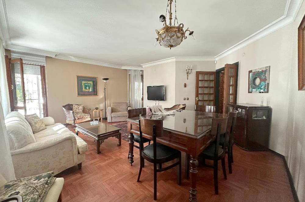 KADIKÖY, SUADİYE MAH. KUZU SOK. SAHİLE 200 Mt. SATILIK DAİRE