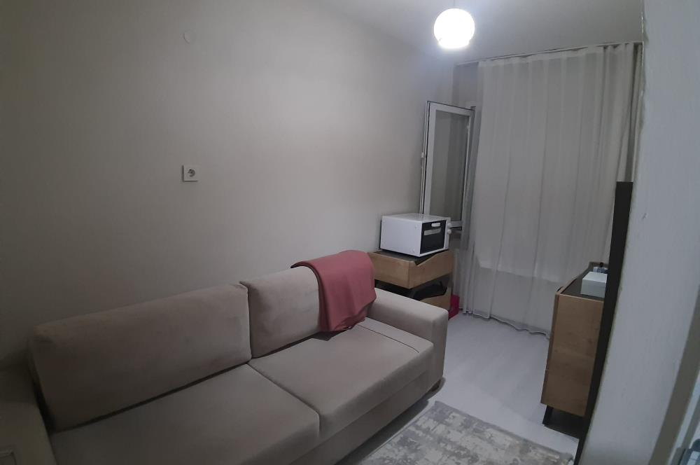 Üsküdarda Kiracılı, İçi Yenilenmiş 2+1 Hazır Kira Geliri!