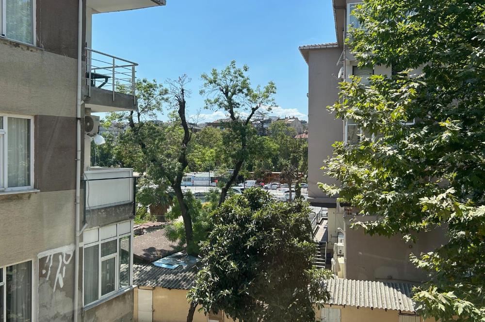 Kadıköy Zühtüpaşa ' da Satılık 2+1 Daire