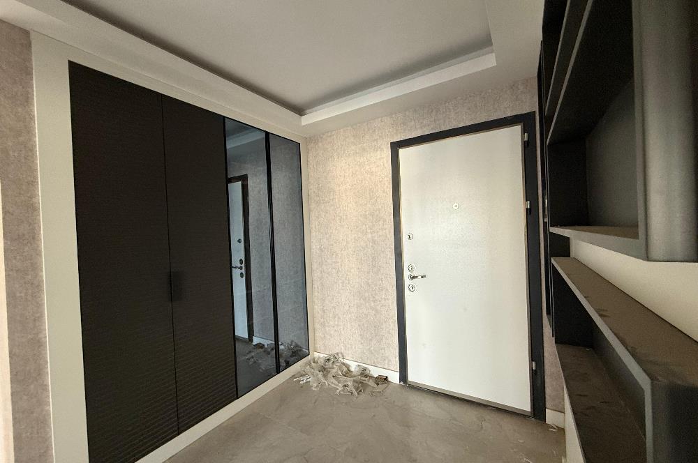 LAVİVA ZİRVE SİTESİNDE SATILIK GENİŞ 2+1