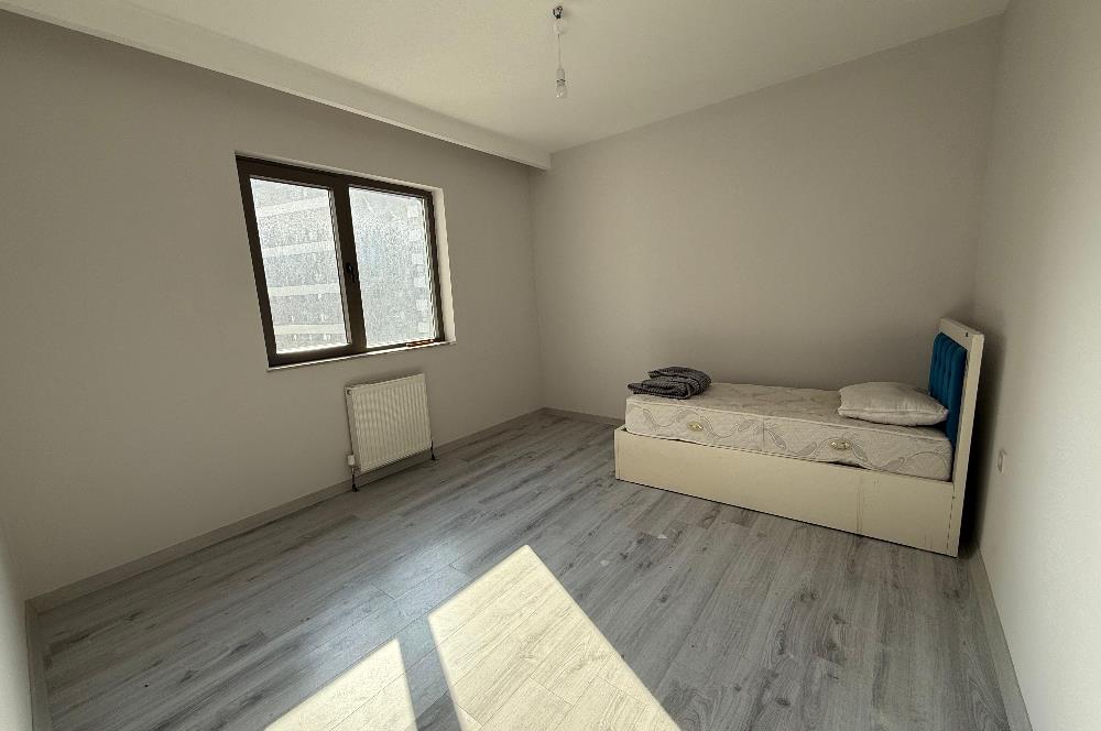 GÖKSU TOWER'DA EBEVEYN BANYOLU GENİŞ 2+1 SATILIK DAİRE