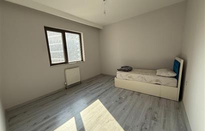 GÖKSU TOWER'DA EBEVEYN BANYOLU GENİŞ 2+1 SATILIK DAİRE