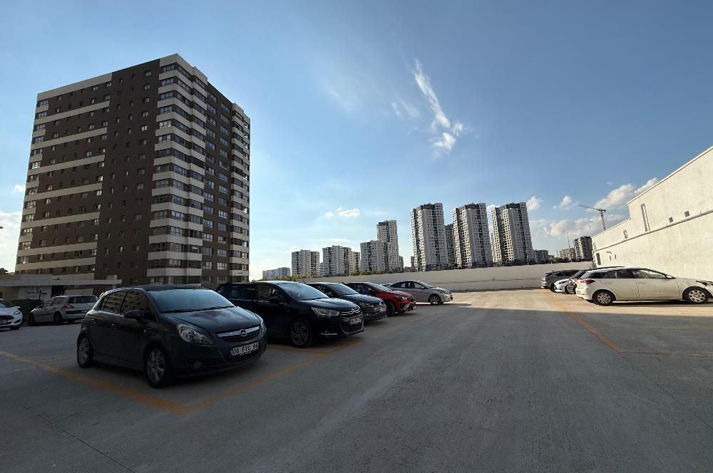 GÖKSU TOWER'DA EBEVEYN BANYOLU GENİŞ 2+1 SATILIK DAİRE