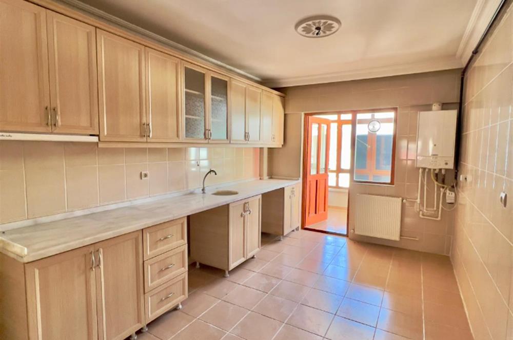 C21 VİZYON 2'DEN CENGİZHANDA SATILIK 3+1 FIRSAT DAİRE !!!
