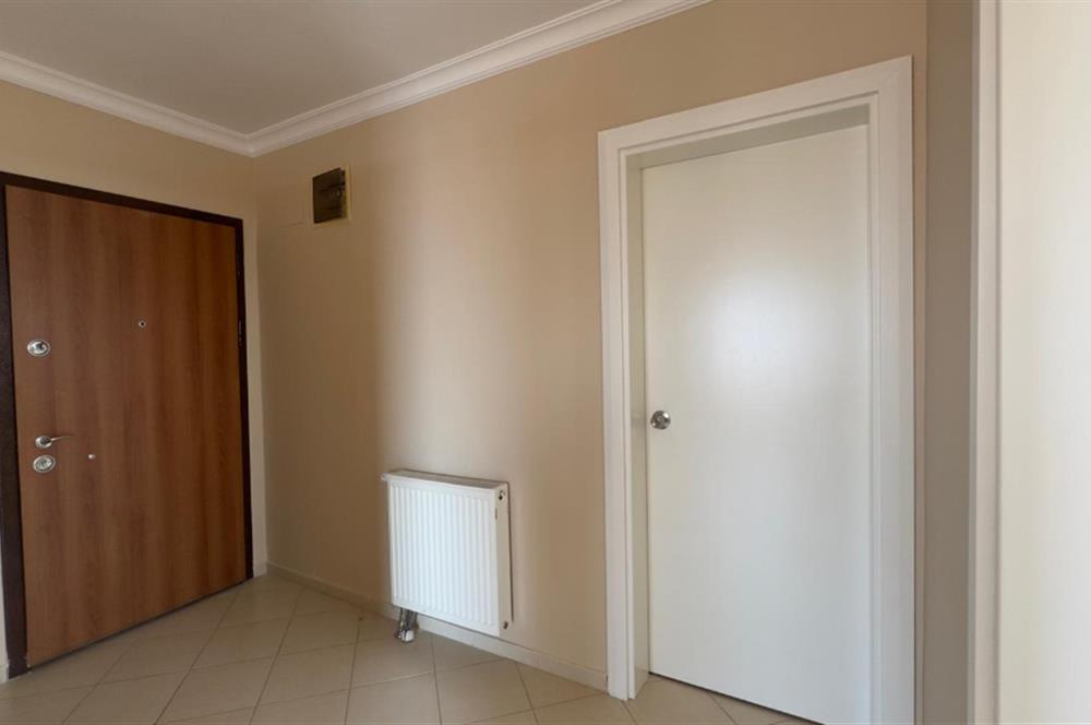 Yüksek Vadi Evleri'nde Doğa ve Deniz Manzaralı 3+1 Kiralık Daire