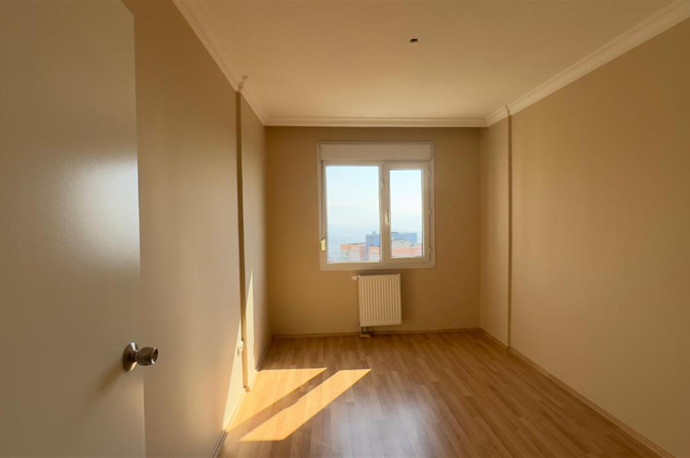 Yüksek Vadi Evleri'nde Doğa ve Deniz Manzaralı 3+1 Kiralık Daire