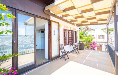 Bodrum Bitez Aktur Sitesinde Deniz Manzaralı 3+1 Satılık Villa